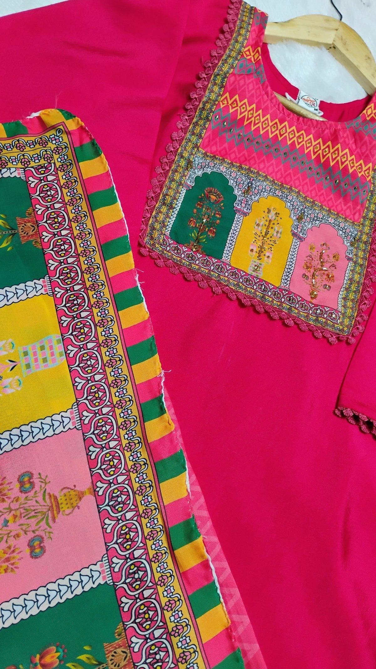 PINK COLORED KURTI SET WITH DIGITAL PRINTED DUPATTA