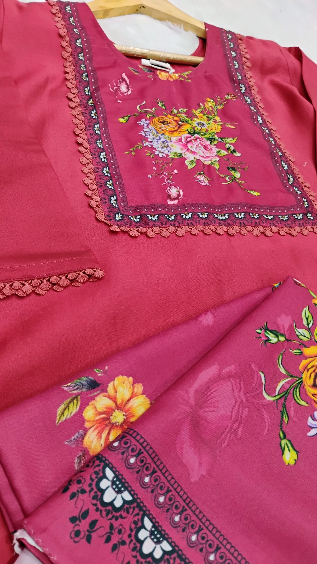 PREMIUM SILK KURTI SET WITH DIGITAL PRINTED DUPATTA
