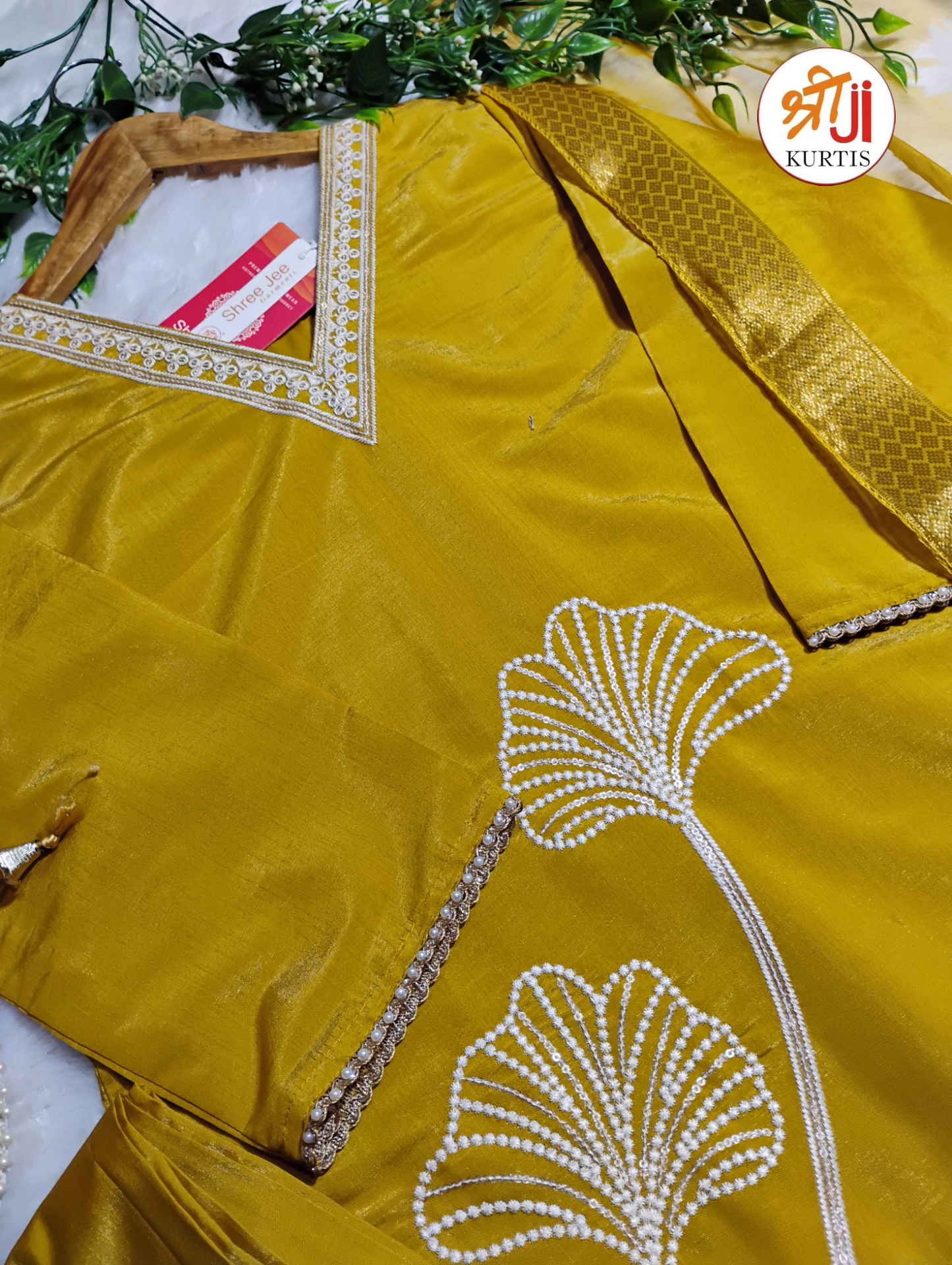 Most Loved Shimmer Kurti Pant & Dupatta Set